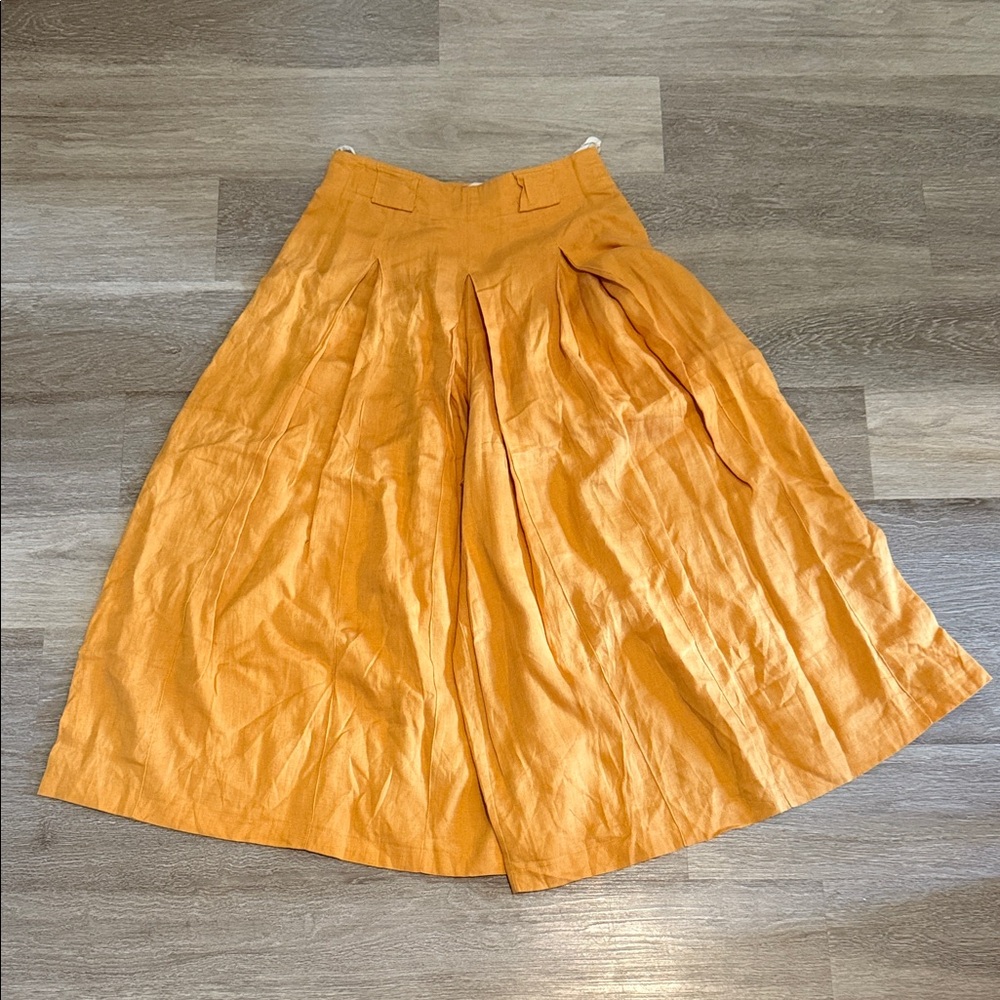 Vintage canary yellow cullote pants with beautiful pleating